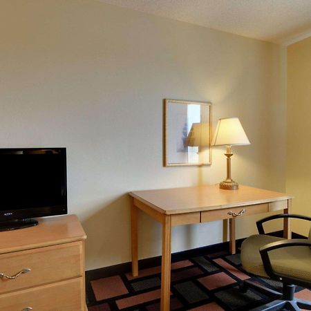 Quality Inn & Suites Malvern Exteriér fotografie